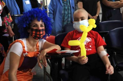 Kanser Hastasi Çocuklara 23 Nisan Konseri