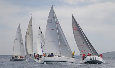 Kis Trofesi 5. Ayak Yarislari Çesme'de Gerçeklesti