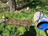 Terör Örgütü PKK'ya Sirnak'ta Darbe Açiklamasi Çok Sayida Magara Ve Siginak Imha Edildi