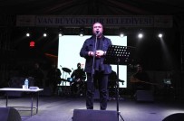 Ilahi Sanatçisi Mustafa Cihat Vanlilarla Bulustu