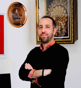 Sosyolog Doç. Dr. Adem Palabiyik Açiklamasi 'O Halde Istanbul Halki Da, IBB'nin Zamli Faturalarini Ödemesin'