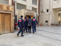 Suç Makinesi Annesine Ait Tarladaki Konteynerde Saklanirken Yakalandi