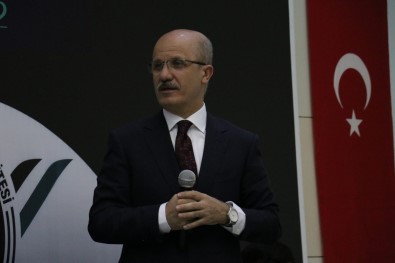 YÖK Baskani Özvar Açiklamasi 'Üniversiteyi Üniversite Yapan Akademik Üretimdir'