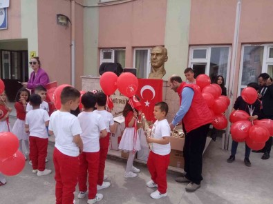 7A Yapi Market 23 Nisan'da Bin 500 Ögrenciyi Sevindirdi