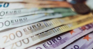 Avrupa’da borç gırtlağa dayandı!