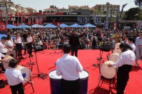 Çocuklar, Aydin Büyüksehir Belediyesi'yle 23 Nisan'i Coskuyla Kutladi