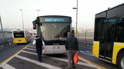 CHP'li İBB'nin yeni aldığı metrobüsler 10 gün geçmeden ikinci kez arızalandı!