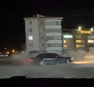 Konya'da Drift Yapan Magandaya 9 Bin 125 TL Ceza