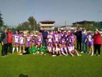 Adana 01 Kadin Futbol Kulübü Play Off'ta