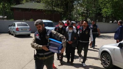 Is Vaadiyle 160 Kisiyi Dolandirdilar, Polisten Kaçamadilar