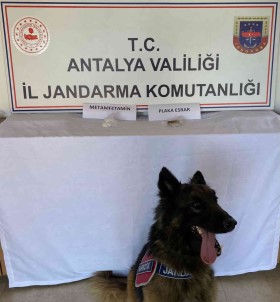 Yolcu Otobüsünde 3 Kilo 600 Gram Uyusturucu Ele Geçirildi