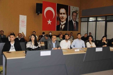 Erzincan'da 'Ben Olsaydim' Temali Bagimlilikla Mücadele Çalistayi Yapildi