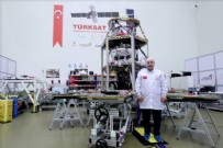 MUSTAFA VARANK - Mustafa Varank, milli gözlem uydusu İMECE'yi inceledi!