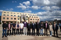 TBMM Baskani Sentop Uluslararasi Saraybosna Üniversitesi'ni Ziyaret Etti