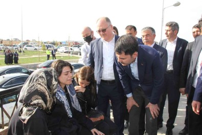 Bakan Kurum, Gazi Yildirim'in Cenaze Namazini Kildi