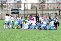 Büyüksehir Belediyesi Kadin Futbol Takimi Yoluna Kayipsiz Devam Ediyor Haberi