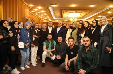 Cumhurbaskani Erdogan'a Yazilan Mektuba Binali Yildirim Imzasi