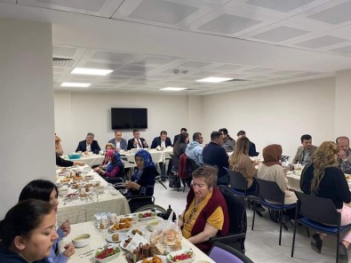 Devrek YBRM Huzurevi Müdürlügü Iftar Programi Düzenledi
