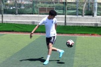Futbol Tutkulari Için 2 Bin 500 Kilometre Uzaga, Türkiye'ye Geldiler