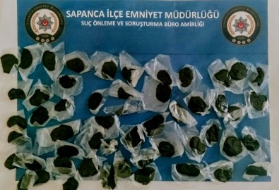 Sakarya'da 53 Adet Afgan Macunu Ele Geçirildi