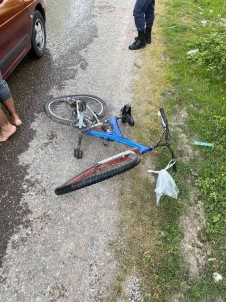 Otomobilin Çarptigi Bisikletli Genç Yaralandi