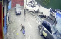 Üzerine Dogru Yürüyen Arkadasini Bacagindan Vurdu, O Anlar Kamerada