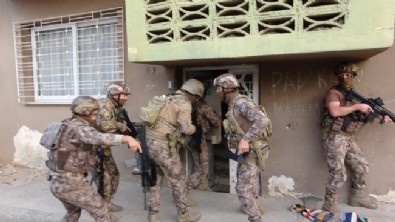 Mersin'de terör örgütü PKK'ya operasyon! 1 Mayıs'ı kana bulayacaklardı!