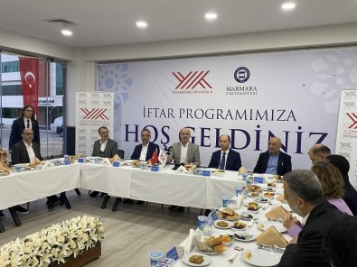 'Türkiye'de Verilen Egitimin Kalitesi Dünyanin Gelismis Herhangi Bir Ülkesinde Alabilecekleri Seviyededir'