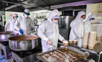 Bereketi Paylasmanin Mutlulugu Tepebasi'nda