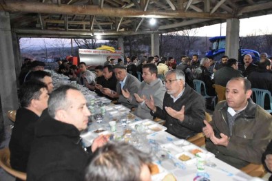 Inönü'de Iftar Bulusmalari 'Esnemez Mahallesi' Ile Basladi