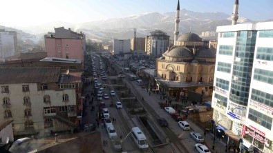 Yüksekova'da Esnaf Artan Kiralara Tepki Gösterdi