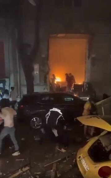 Bakü'de bir gece kulübü yakınlarında büyük patlama: 1 ölü 24 yaralı