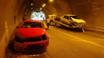 Karabük'te Ayni Tünelde Iki Ayri Kaza Açiklamasi 2 Yarali Haberi
