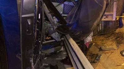 Kuzey Marmara Otoyolu'nda Yem Yüklü Tir Devrildi Açiklamasi 1 Ölü, 1 Yarali