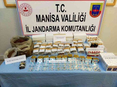 Manisa'da Jandarmadan Kaçak Sigara Operasyonu