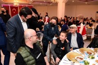 Usak Protokolü Sehit Aileleri Ve Gazilerle Iftarda Bir Araya Geldi