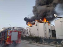 Didim'de Iki Katli Evin Terasinda Çikan Yangin Korkuttu