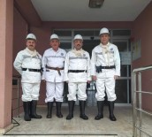 Vali Güner, Yerin Metrelerce Altinda Madencilerle Iftar Açti