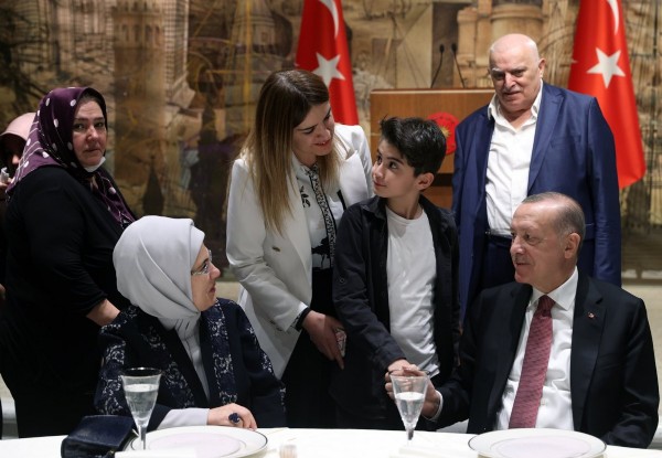 Çocuklardan Cumhurbaşkanı Erdoğan'a: Cumhur Dede