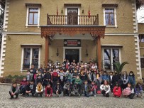 DEÜ Bayrakbilim Müzesine Ziyaretçi Akini