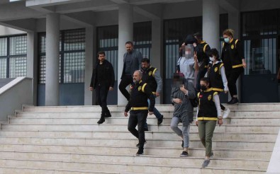 Fuhus Operasyonunda Gözaltina Alinan 3 Süpheli Adliyeye Sevk Edildi