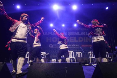 Karaalioglu Parki'nda Teke Yöresi Rüzgari