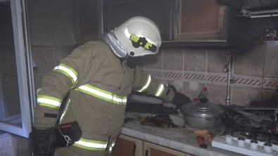 Yangina Uykuda Yakalandilar Açiklamasi 5 Kisilik Aile Komsularinin Dikkati Sayesinde Kurtuldu