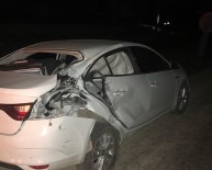 Yük Treni Hemzemin Geçitte Otomobile Çarpti