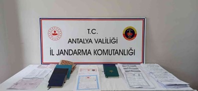 Antalya'da Es Zamanli Tefeci Operasyonu Açiklamasi 5 Gözalti