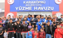 Bakan Kasapoglu, Sanliurfa'da Yüzme Havuzunun Açilisini Yapti