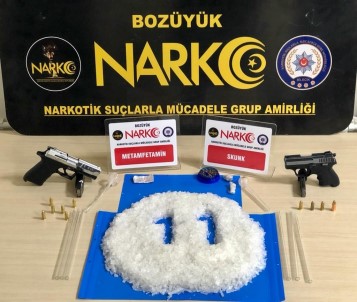 Bilecik'te Süpheli Araçta 1 Kilo Uyusturucu Madde Ele Geçirildi