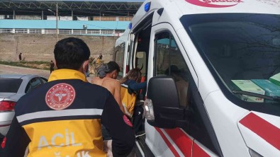 Okuldan Çikan Ögrenci Saldiriya Ugradi Açiklamasi 1 Yarali