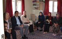 Selendi'de 'Yalniz Degilsiniz' Projesi Ile Ögrenciler Evlerinde Ziyaret Ediliyor