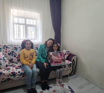 Tunceli'de 'Çocuklarin Düsü Hozat'in Gülüsü' Projesi